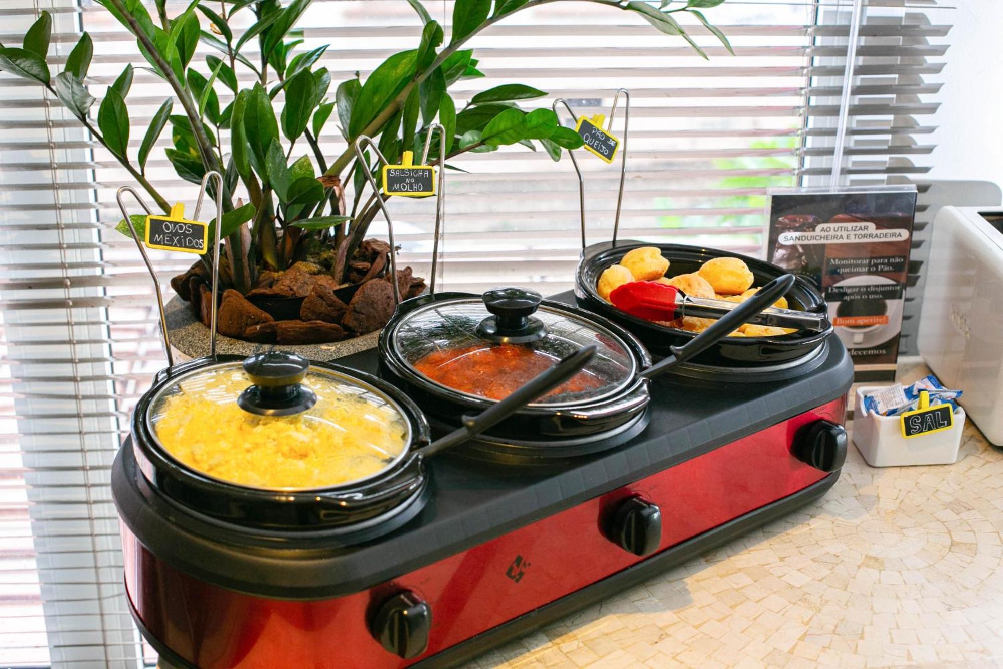 I-Hotel 피라시카바 외부 사진