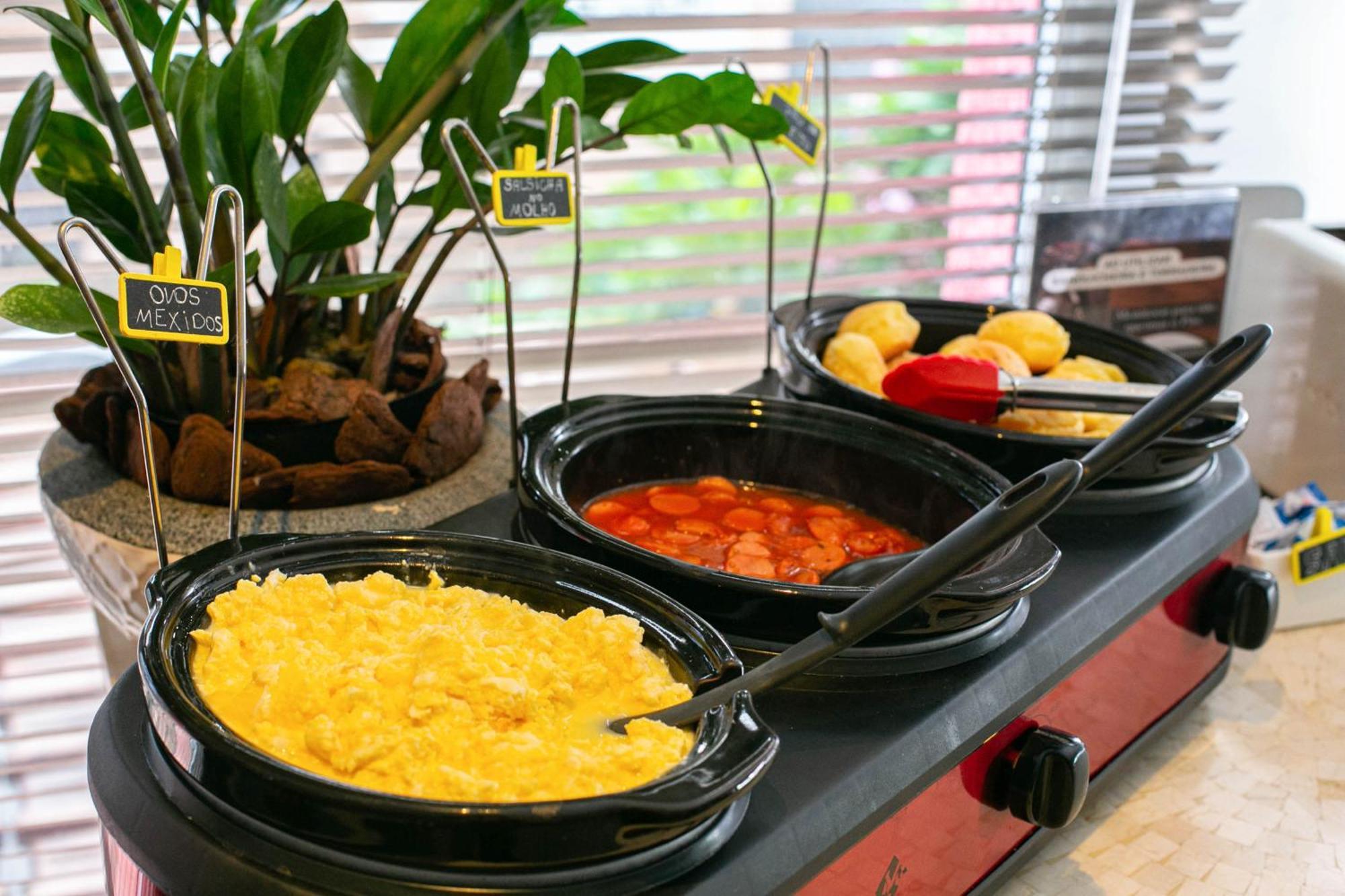 I-Hotel 피라시카바 외부 사진