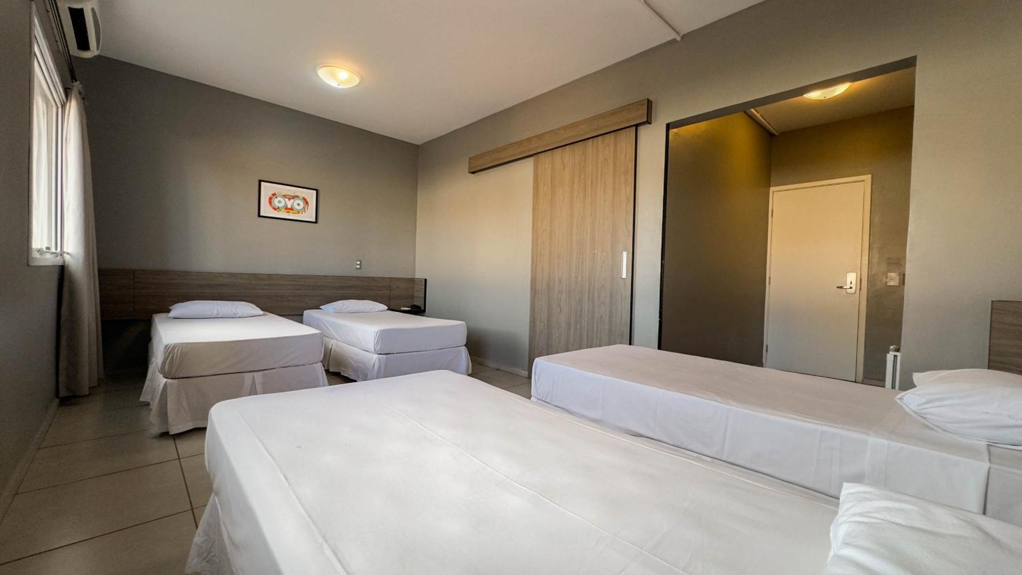 I-Hotel 피라시카바 외부 사진